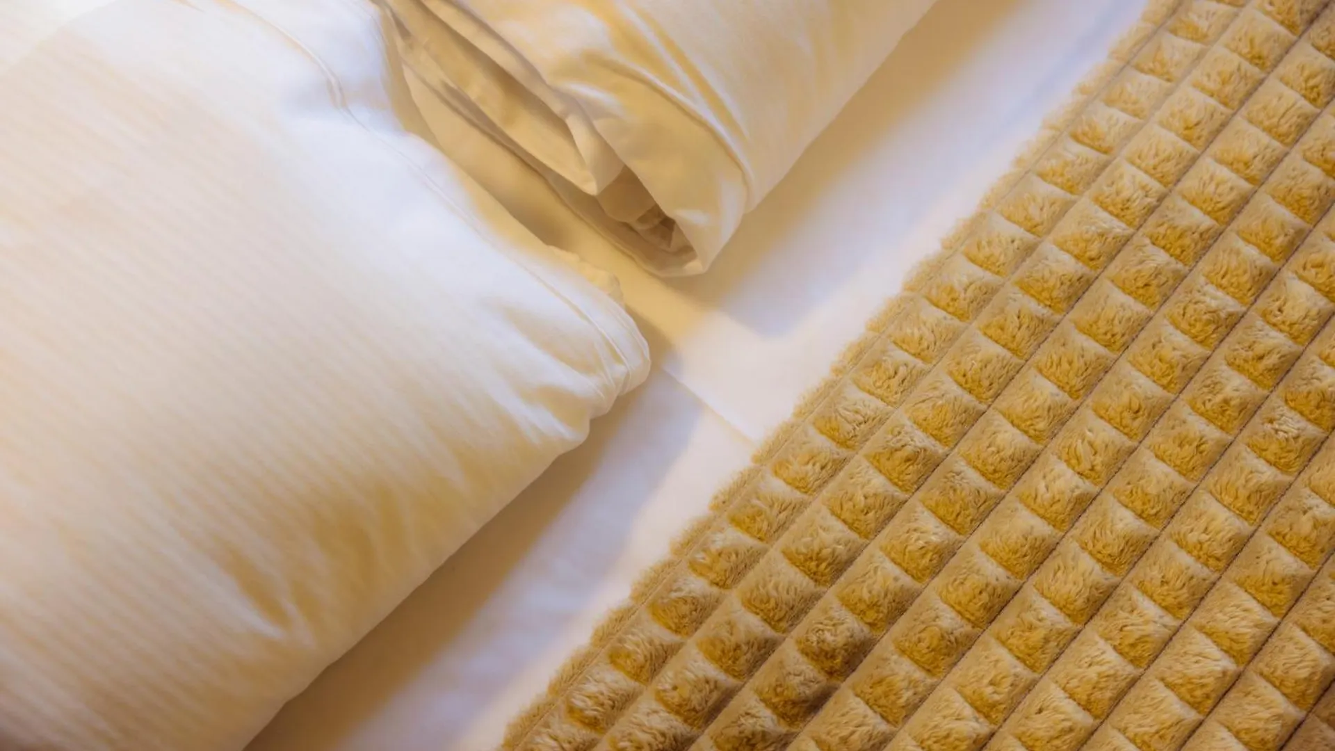 Eap Suites, Verona